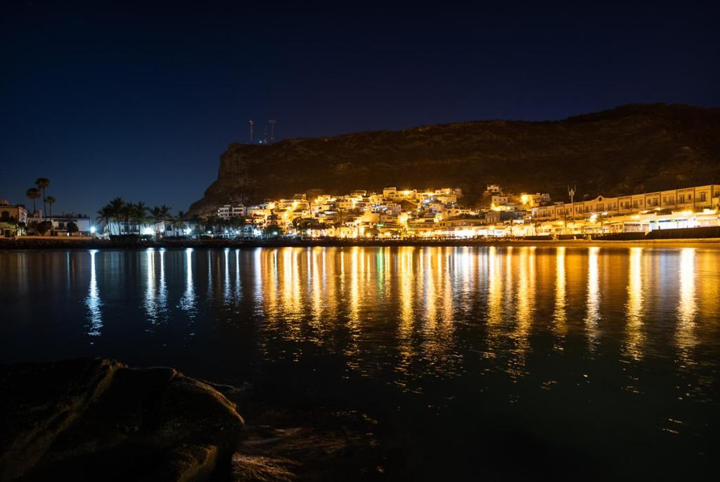 Edificio Playa Apartamento Puerto De Mogan Exterior foto
